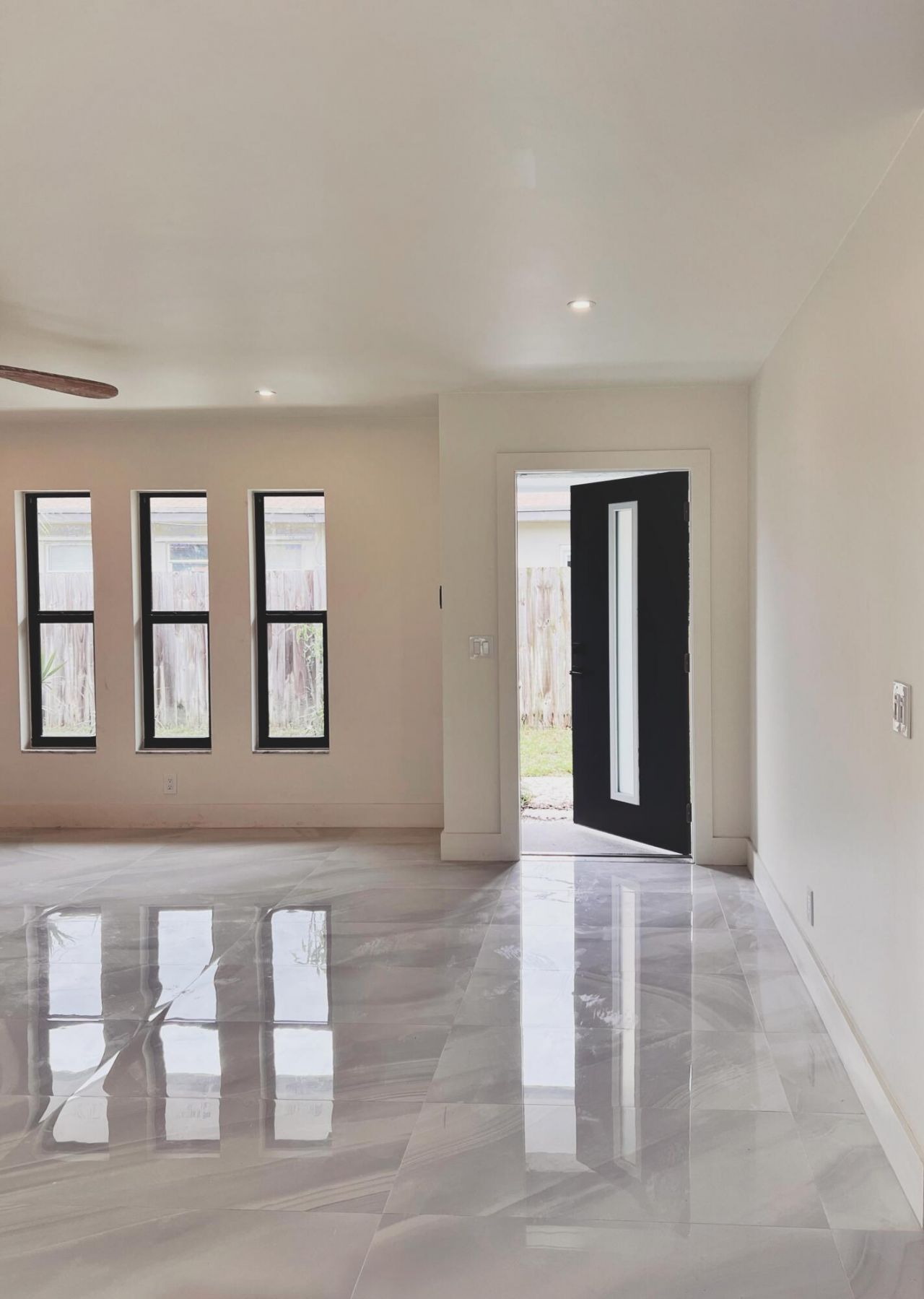 9287 Sunrise Drive, West Palm Beach, FL 33403 Photo