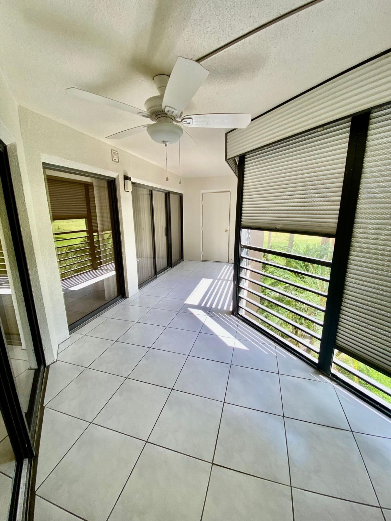 5900 Camino Del Sol, Unit 206, Boca Raton, FL 33433 Photo