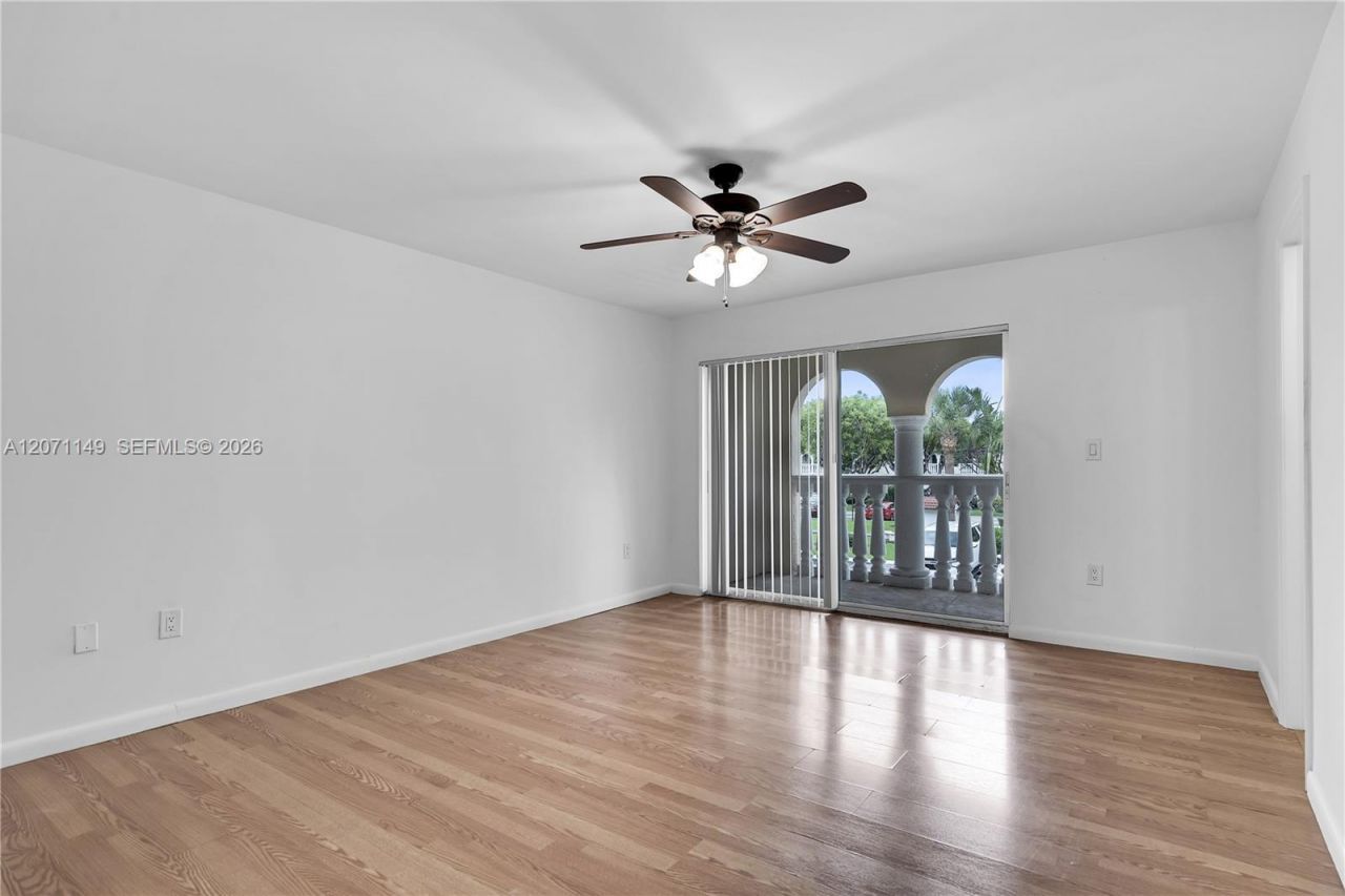 13763 SW 160th St , Miami, FL 33177 Photo