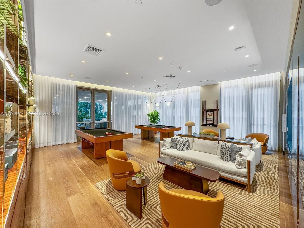 2678 Tigertail Ave , Unit 1508, Miami, FL 33133 Photo