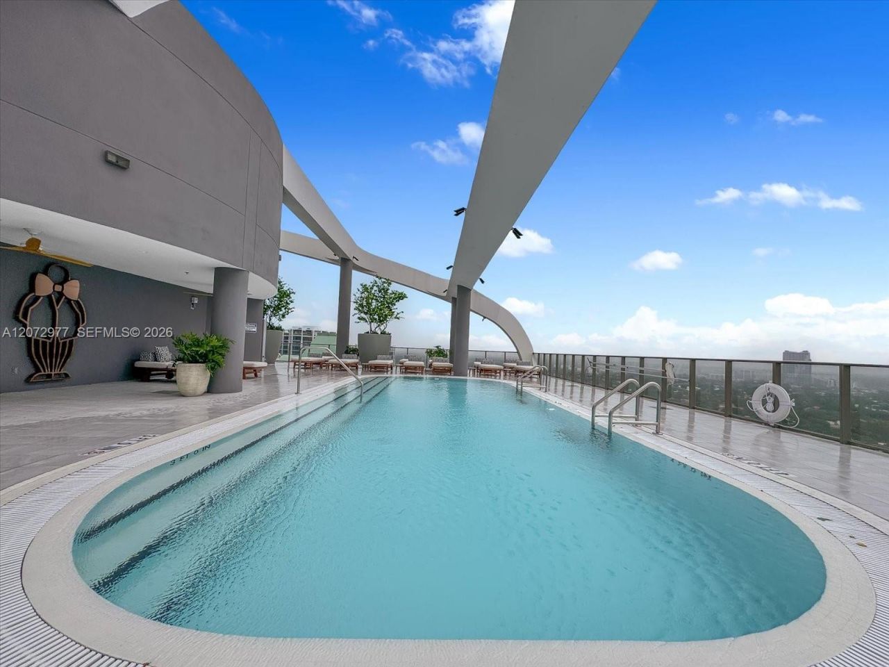 2678 Tigertail Ave , Unit 1508, Miami, FL 33133 Photo
