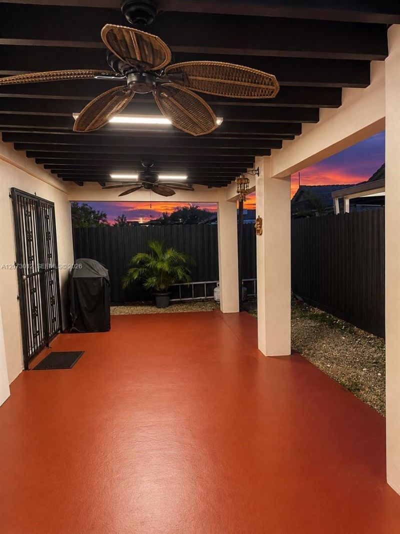 9999 NW 126th Ter , Unit HOUSE, Hialeah Gardens, FL 33018 Photo
