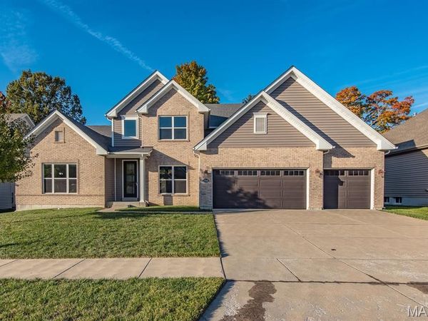 2708 Brook Hill Lane , St Charles, MO 63303