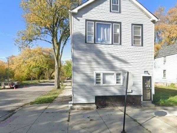 5256 S Carpenter Street S, Chicago, IL 60609