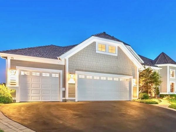 7242 Greywall Court , Long Grove, IL 60060