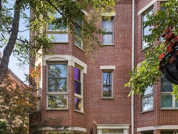 1711 W Belmont Avenue , Chicago, IL 60657