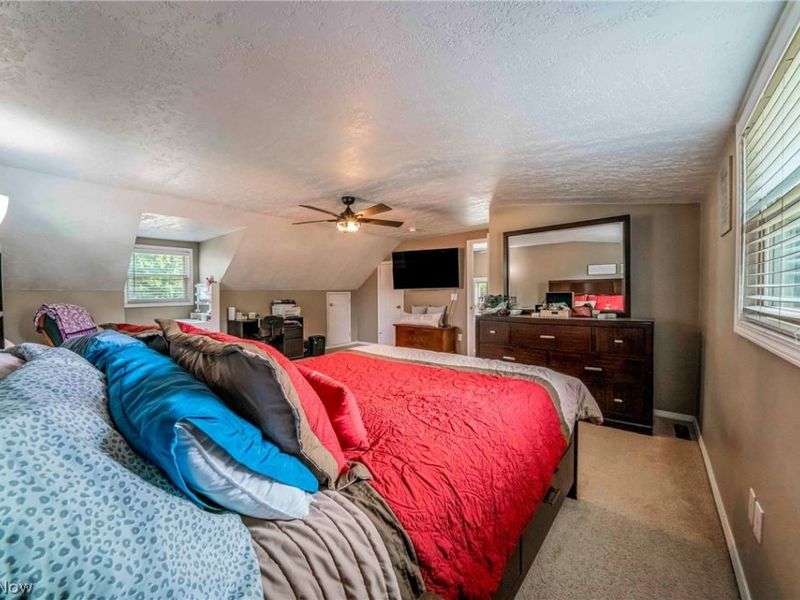 22589 Macbeth Avenue, Fairview Park, OH 44126 Photo 10