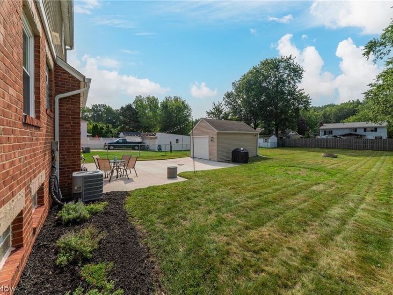 22589 Macbeth Avenue, Fairview Park, OH 44126 Photo 23