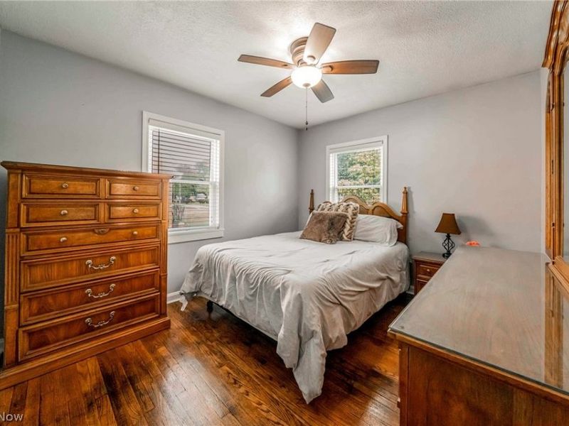 22589 Macbeth Avenue, Fairview Park, OH 44126 Photo 9