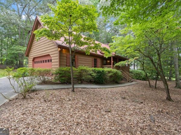 2932 Village Drive, Marietta, GA 30062