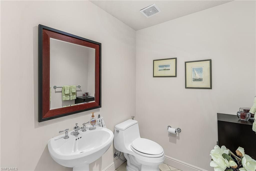 4192 Bay Beach Ln , Unit 872, Fort Myers Beach, FL 33931 Photo