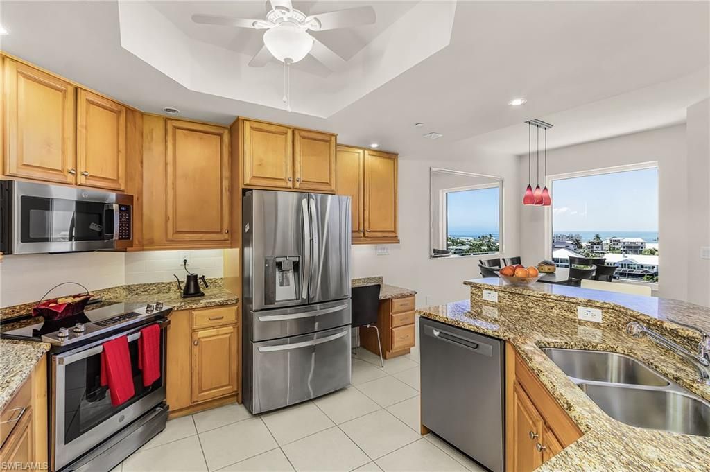 4192 Bay Beach Ln , Unit 872, Fort Myers Beach, FL 33931 Photo