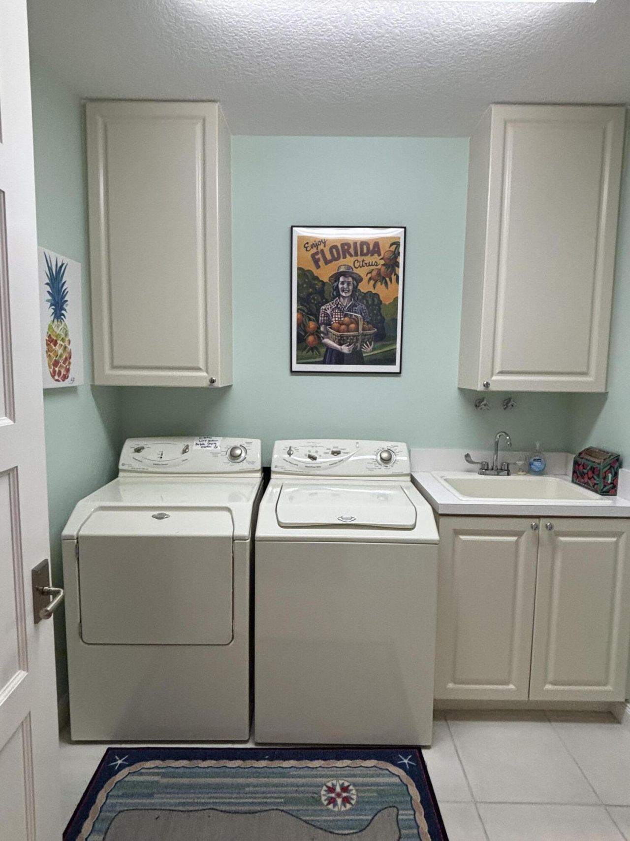 29 Harbour Isle Drive W, Unit 304, Fort Pierce, FL 34949 Photo