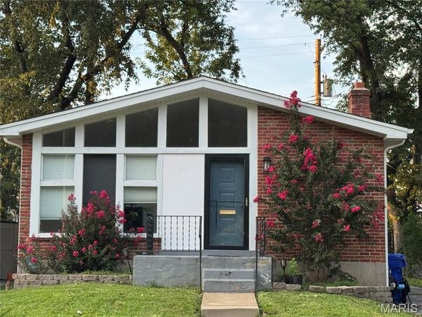 8419 Crixdale Avenue, University City, MO 63132