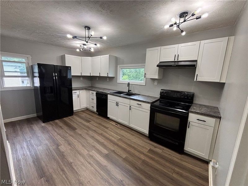1554 Wheeling Avenue, Zanesville, OH 43701 Photo 9