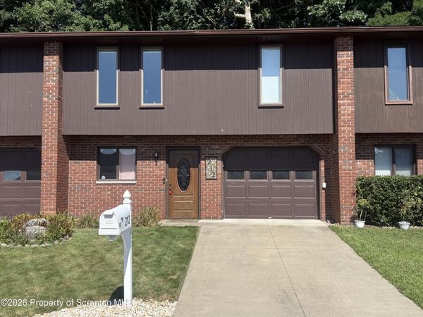 212 Monica Drive, Archbald, PA 18403