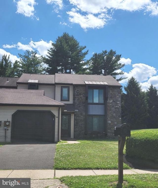 744 NEWBURY COURT, SOUTHAMPTON, PA 18966