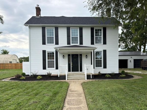 708 N Oakland Street , Urbana, OH 43078