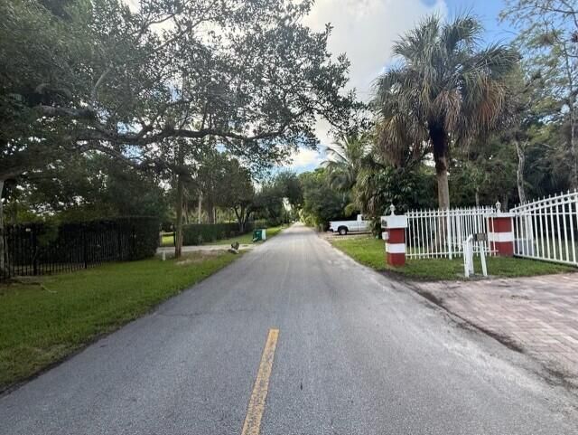 5800 Pinetree Road, Parkland, FL 33067 Photo