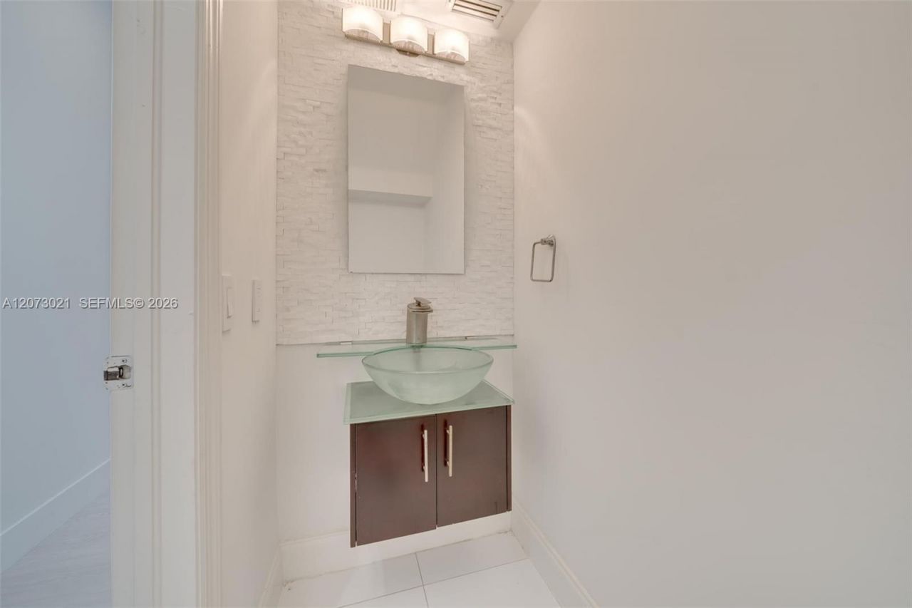 720 Falling Water Rd , Unit 720, Weston, FL 33326 Photo
