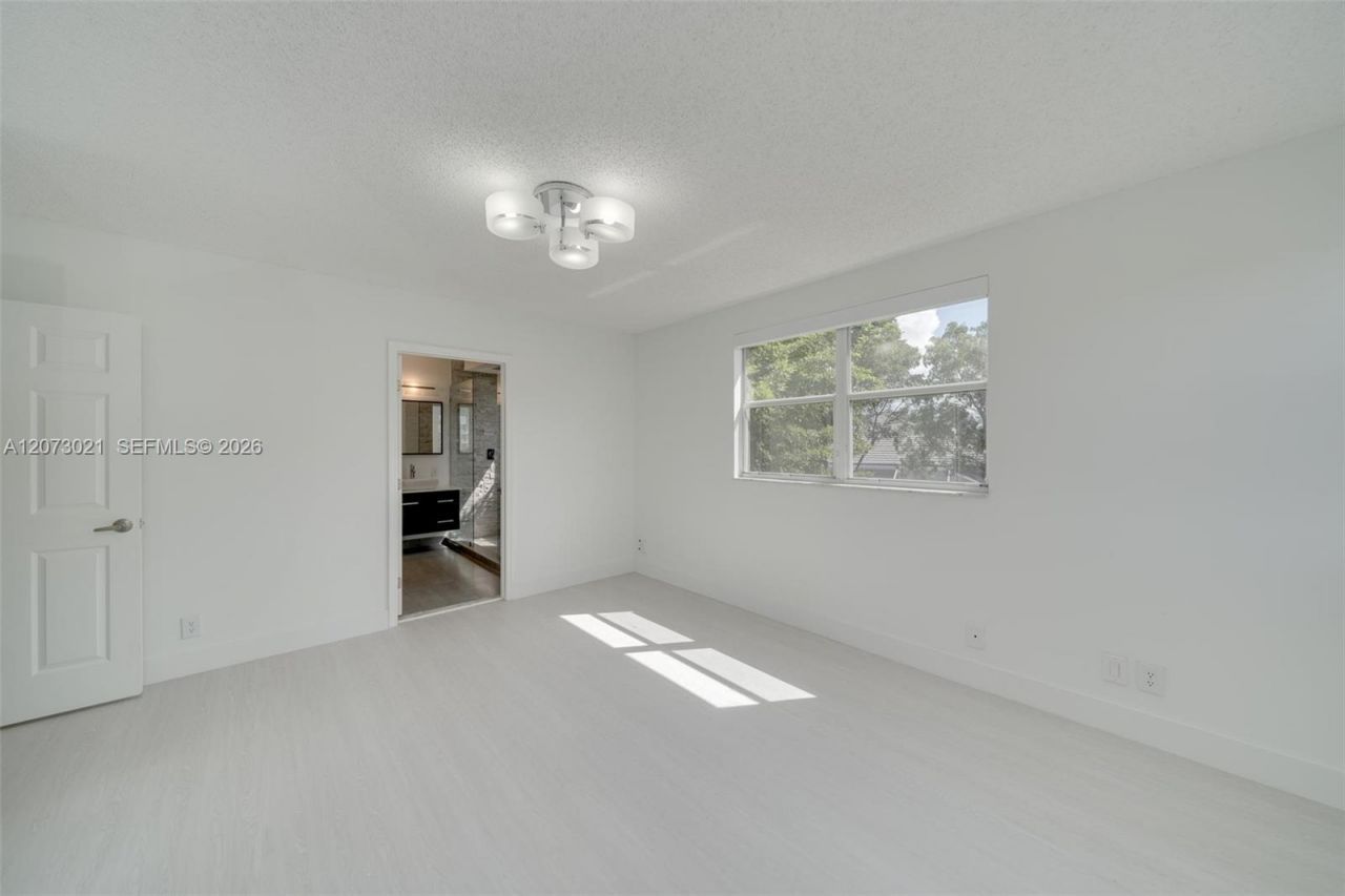 720 Falling Water Rd , Unit 720, Weston, FL 33326 Photo