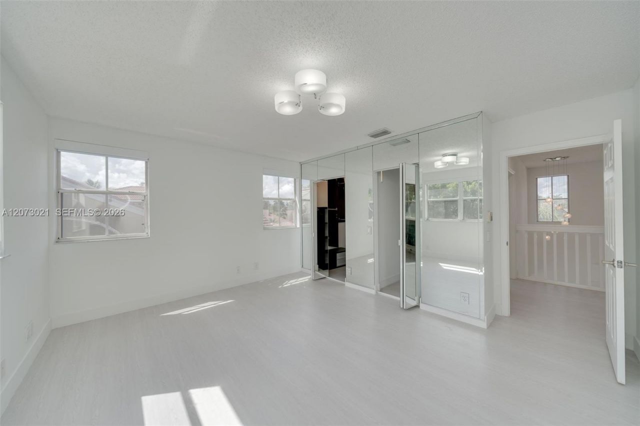 720 Falling Water Rd , Unit 720, Weston, FL 33326 Photo