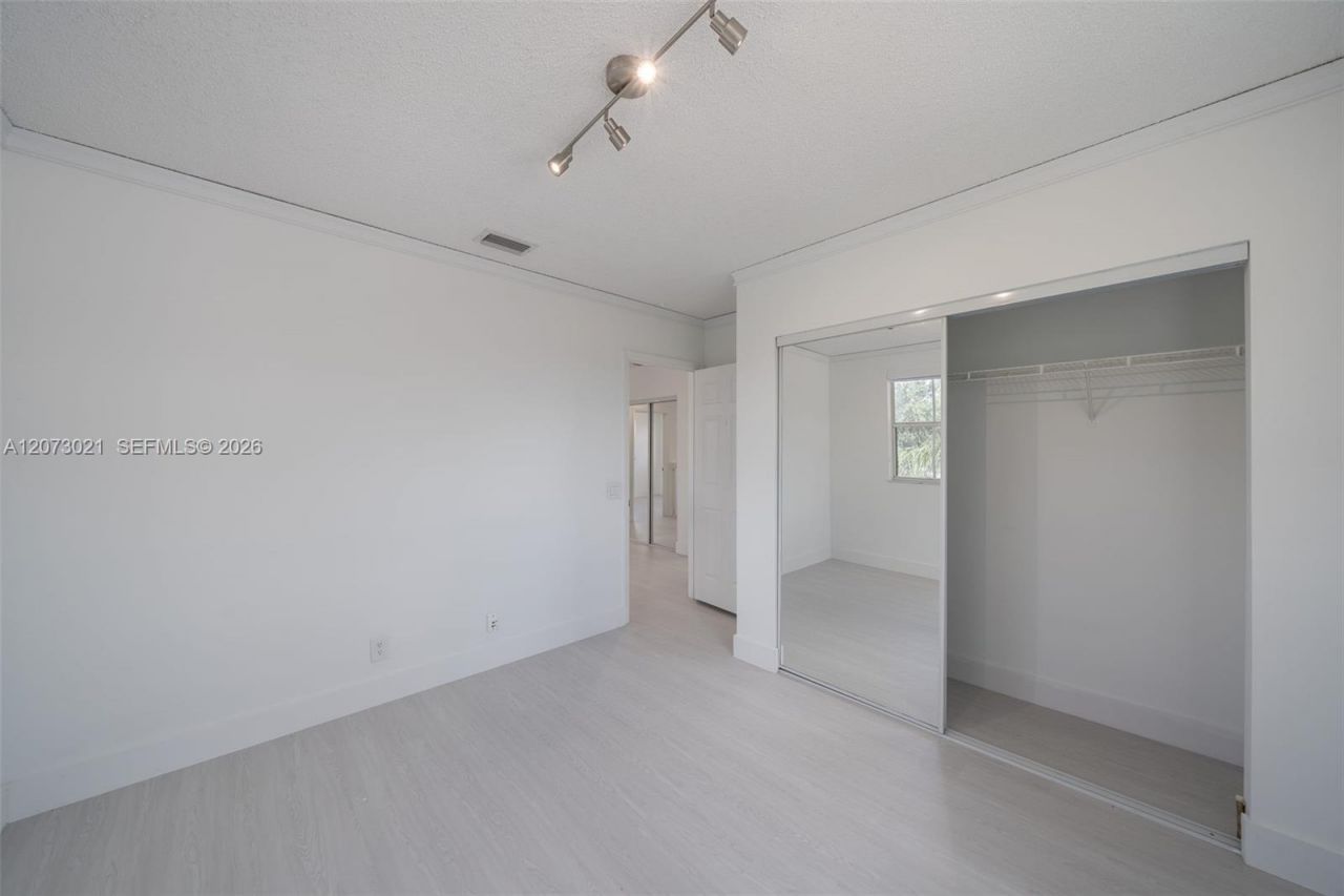 720 Falling Water Rd , Unit 720, Weston, FL 33326 Photo