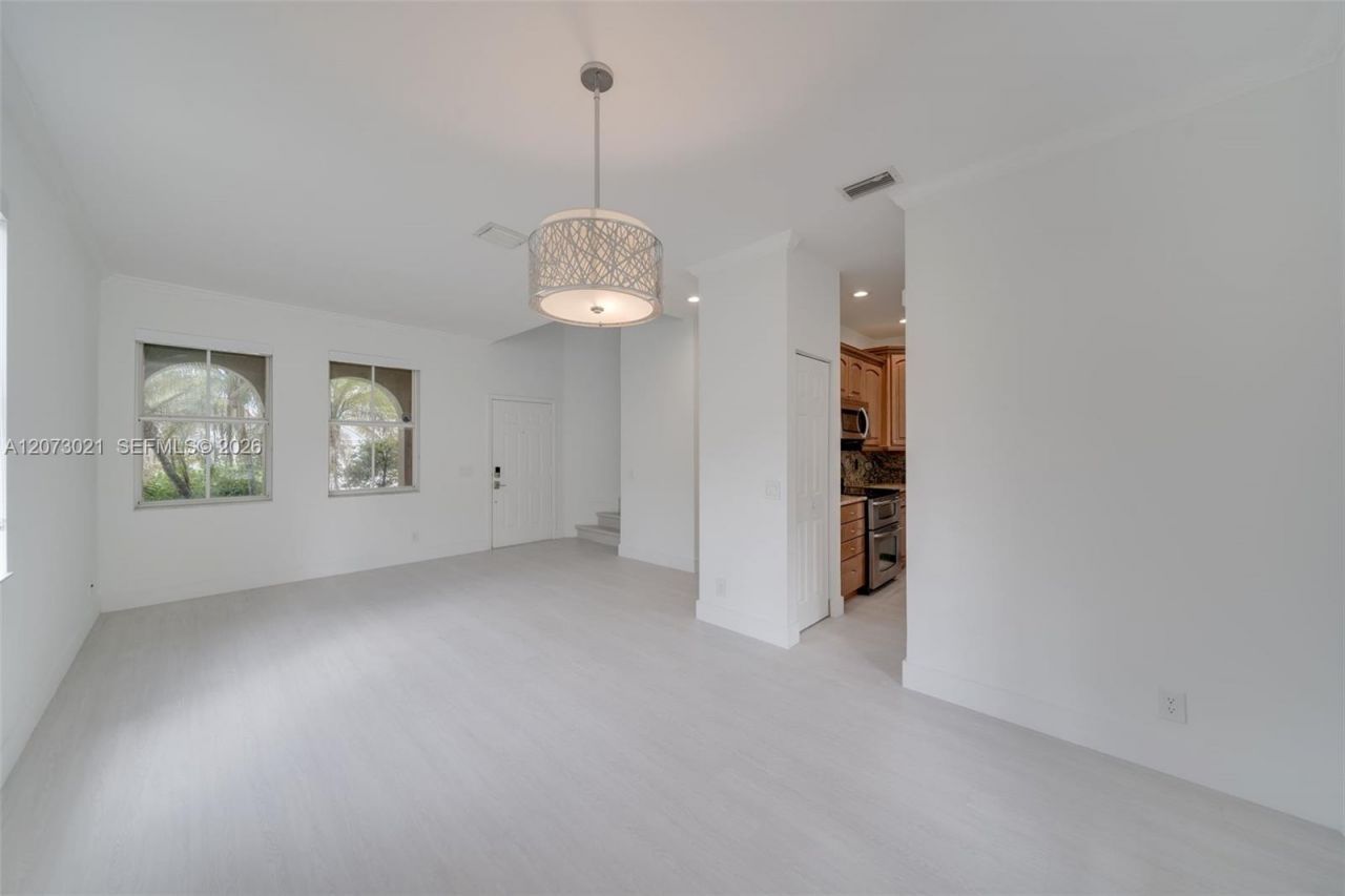 720 Falling Water Rd , Unit 720, Weston, FL 33326 Photo