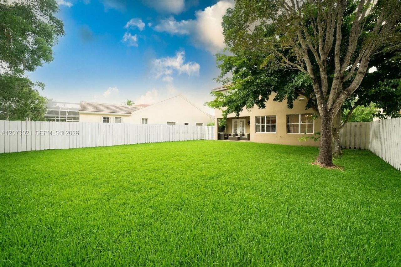 720 Falling Water Rd , Unit 720, Weston, FL 33326 Photo
