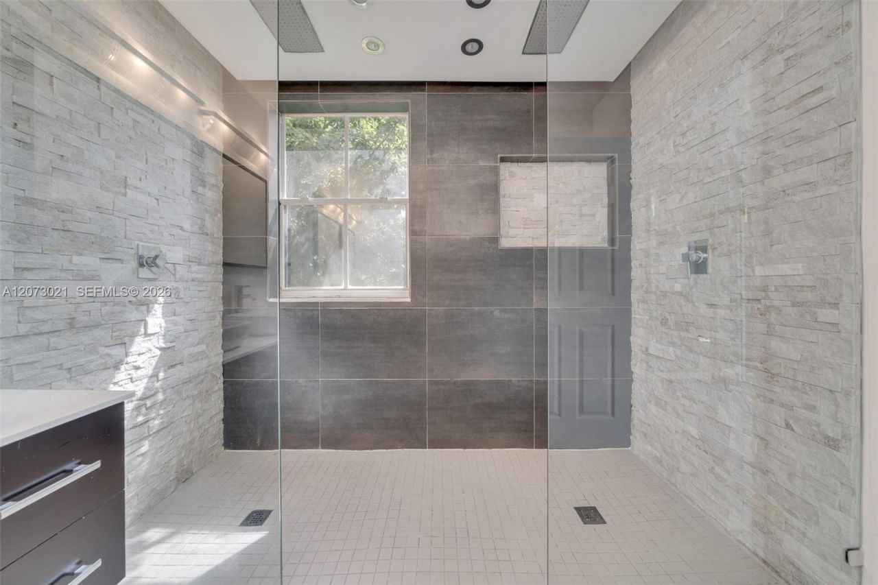 720 Falling Water Rd , Unit 720, Weston, FL 33326 Photo