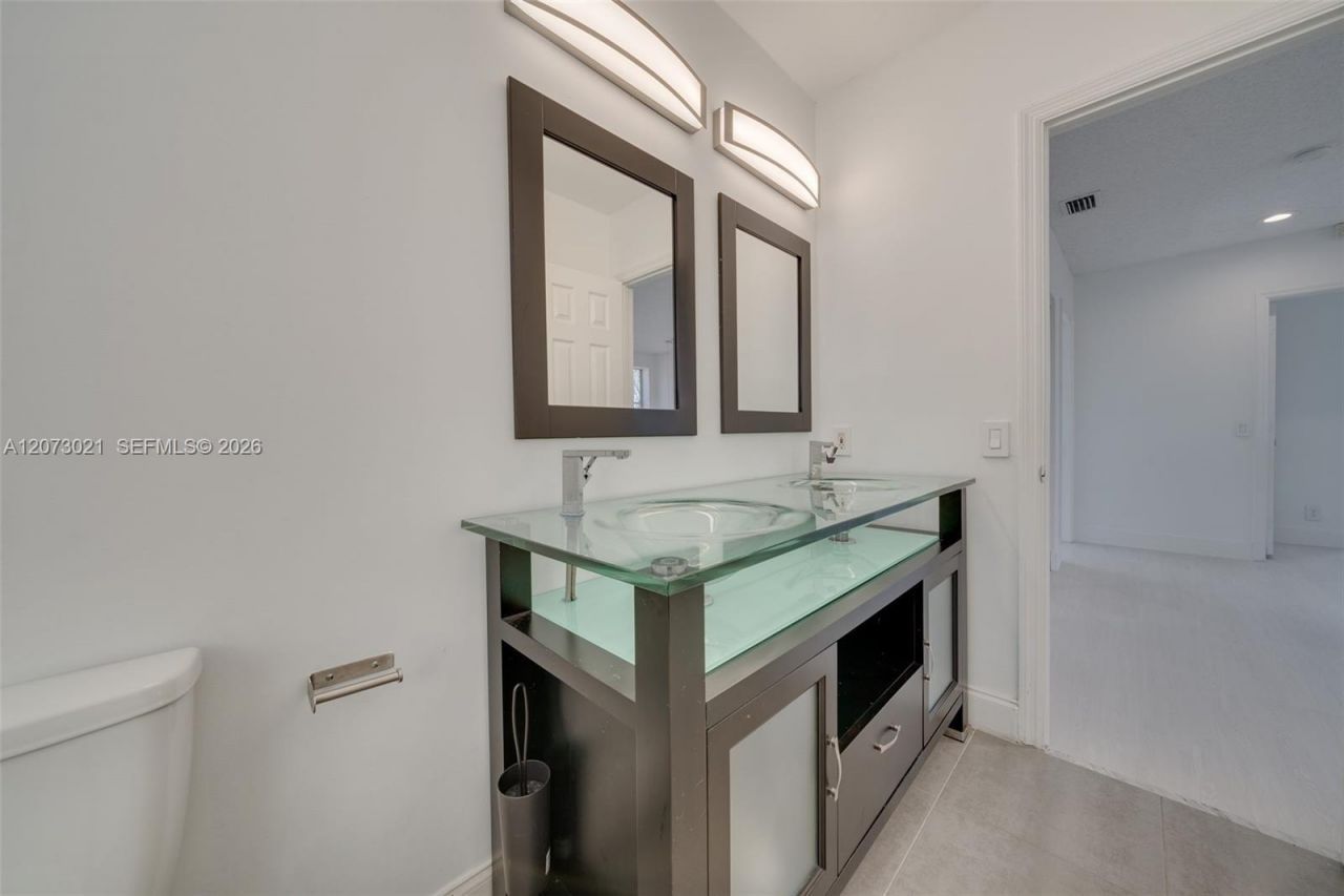 720 Falling Water Rd , Unit 720, Weston, FL 33326 Photo