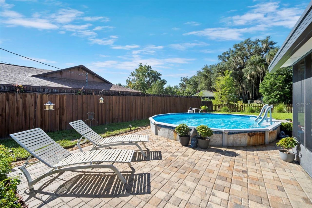1351 Cr 482n, Lake Panasoffkee, FL 33538 Photo