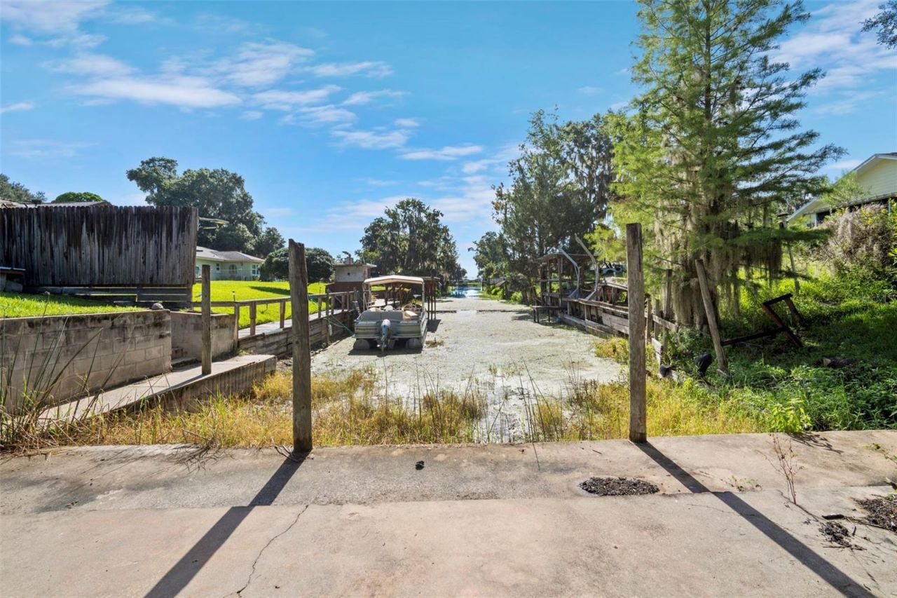 1351 Cr 482n, Lake Panasoffkee, FL 33538 Photo