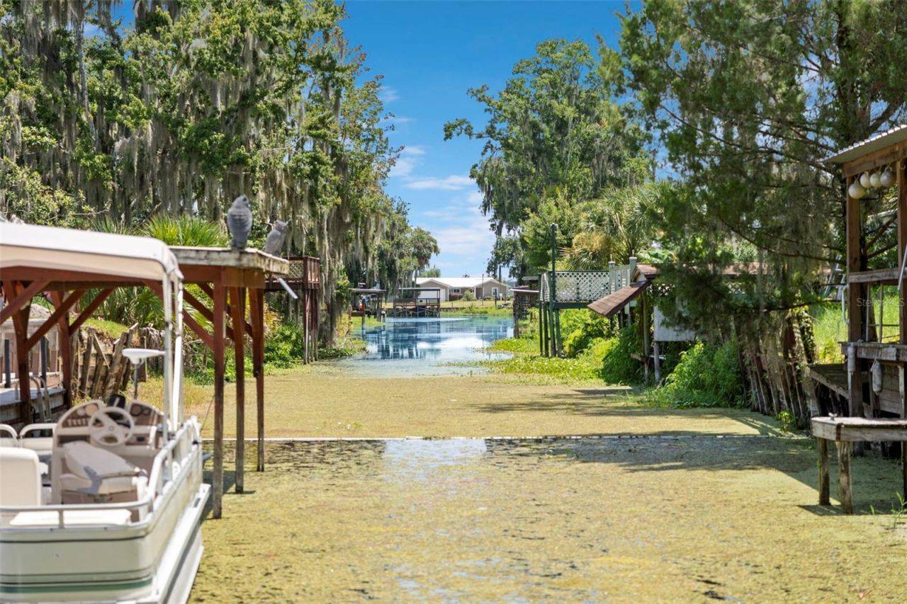 1351 Cr 482n, Lake Panasoffkee, FL 33538 Photo