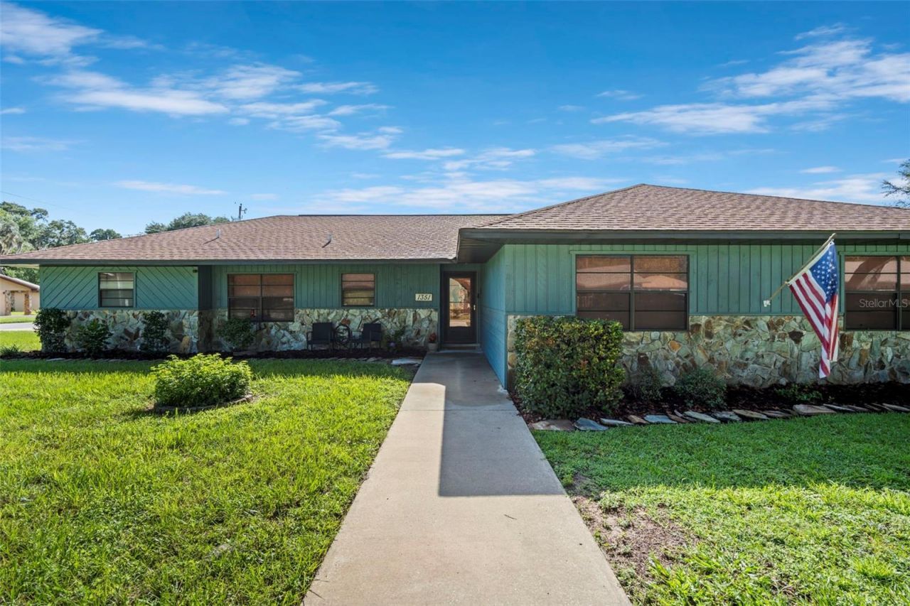 1351 Cr 482n, Lake Panasoffkee, FL 33538 Photo