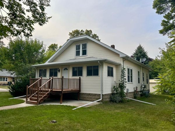 221 W Saxon Street , Ivanhoe, MN 56142