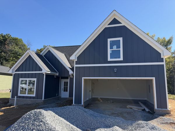 253 Wayne Hall Rd, Clarksville, TN 37040