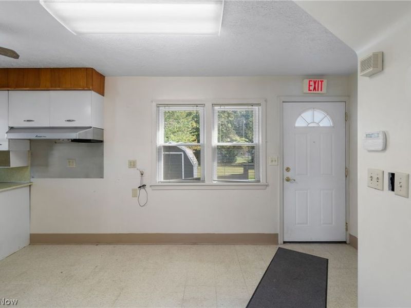 1850 Whipple Avenue NW, Canton, OH 44708 Photo 11