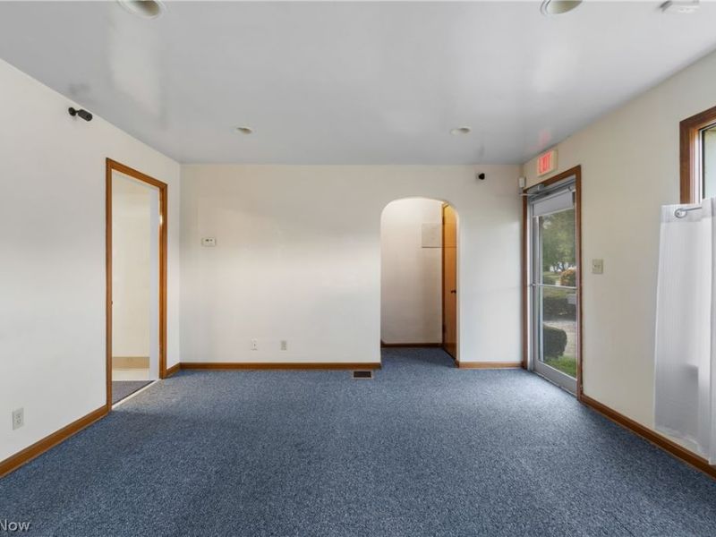 1850 Whipple Avenue NW, Canton, OH 44708 Photo 8