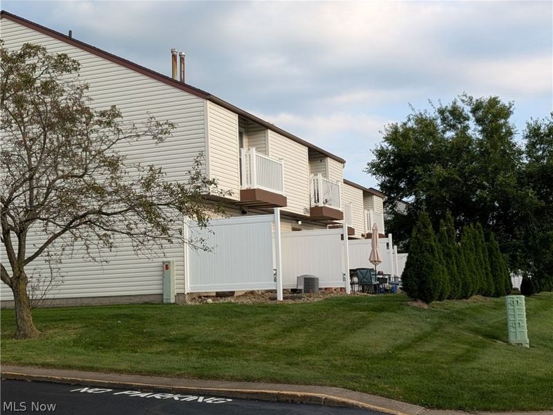 1511 Whitehall Boulevard, Kent, OH 44240 Photo 7