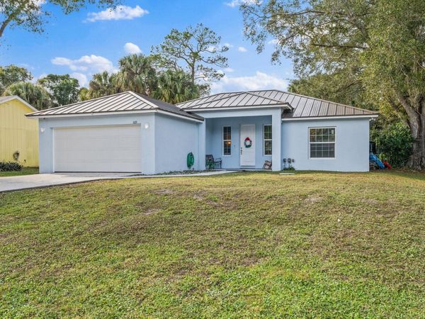 1035 34th Avenue SW, Vero Beach, FL 32968