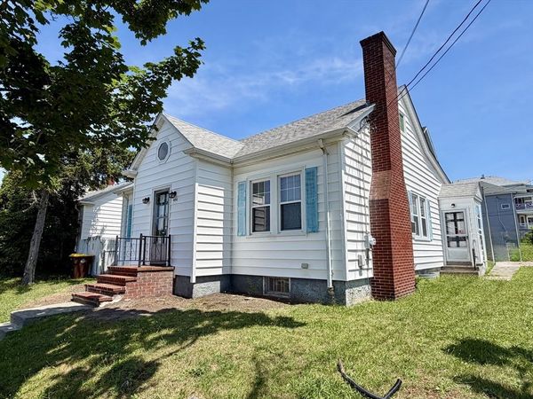 486 King Street, Fall River, MA 02724
