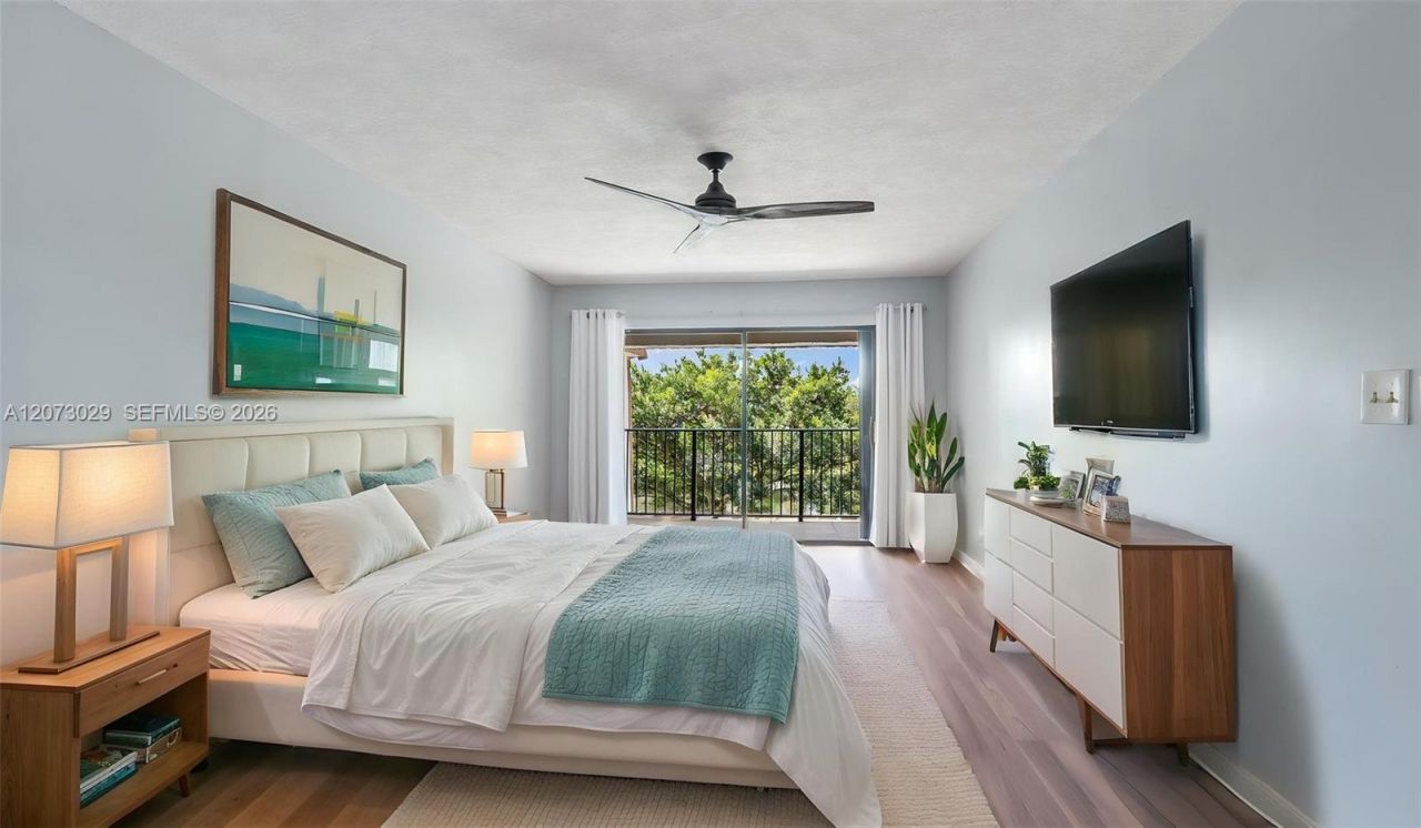 11112 N Harmony Lake Cir, Davie, FL 33324 Photo