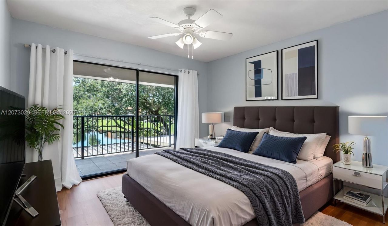 11112 N Harmony Lake Cir, Davie, FL 33324 Photo