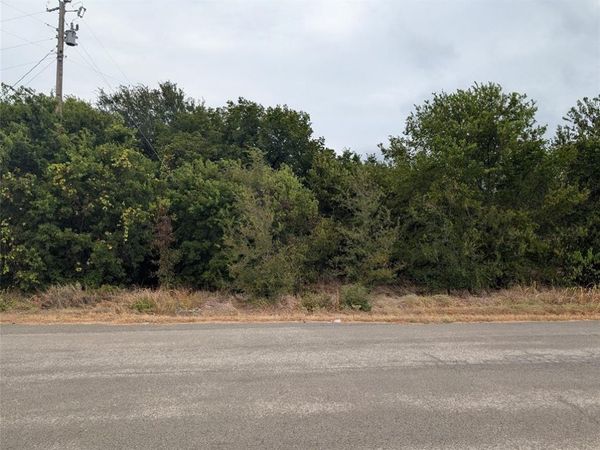 8919 Cartwright Drive , Cresson, TX 76035