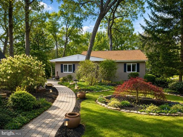 60 LAUREL DRIVE, MONROEVILLE, NJ 08343