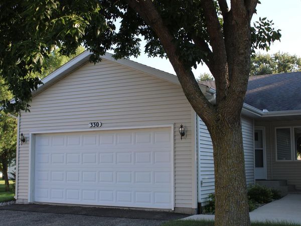 330 Sunfish Court , Winsted, MN 55395