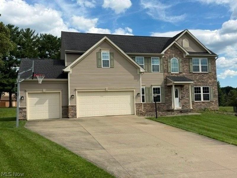 6572 Birchbark Avenue NE, Canton, OH 44721 Photo 1