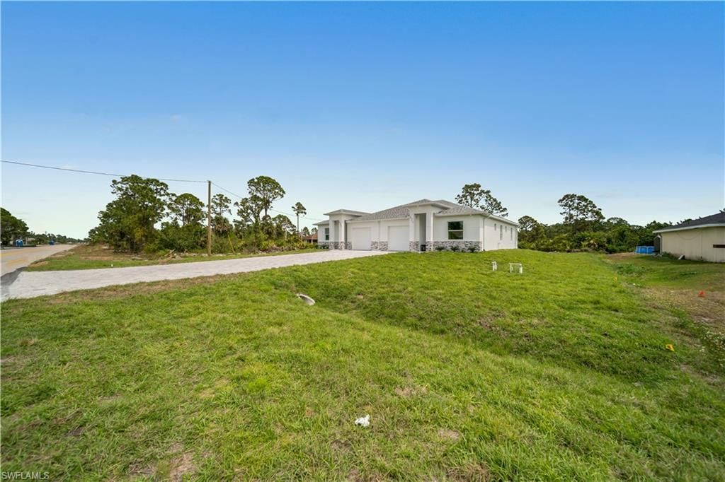 1153-1155 Countess Ave , Lehigh Acres, FL 33974 Photo