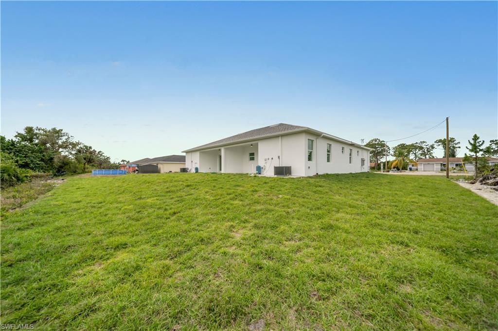 1153-1155 Countess Ave , Lehigh Acres, FL 33974 Photo